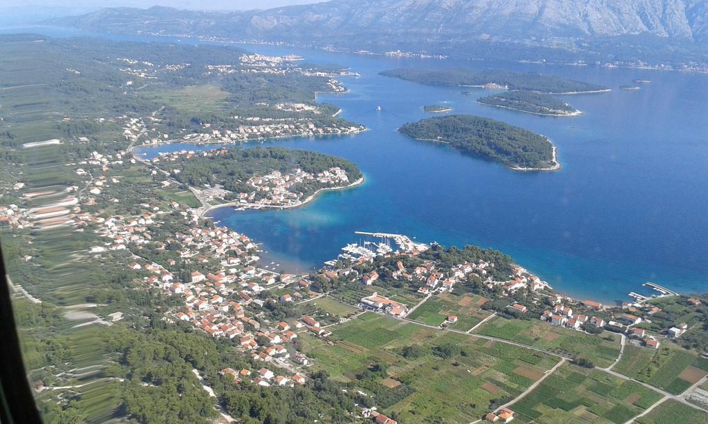 Apartments Luka Lumbarda Kültér fotó