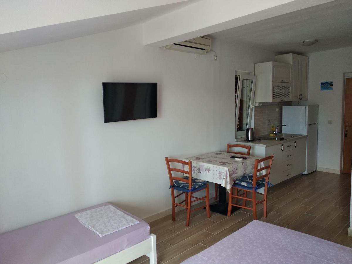 Apartments Luka Lumbarda Kültér fotó
