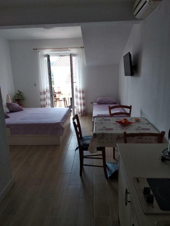 Apartments Luka Lumbarda Kültér fotó